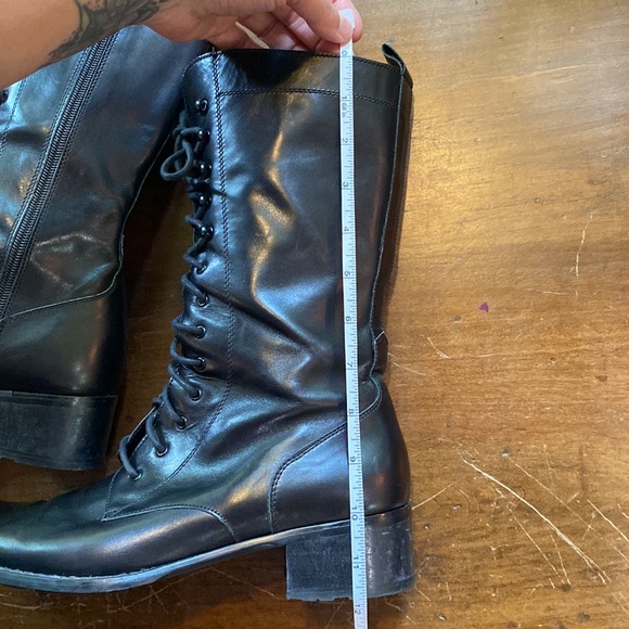 Beautiful Black Italian leather Vera Gomma boots EU 40 US 10.5 laces and zipper - Picture 8 of 11